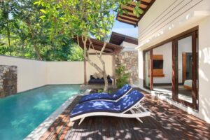 One-Bedroom Villa with Tropical Pool