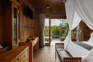One Bedroom Wooden Pool Villa with Valley View