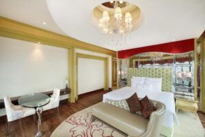 Panorama Deluxe Room High Floor Panoramic View