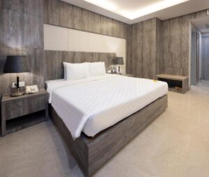 Panorama Suite with City View