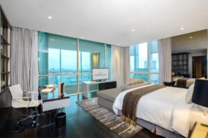  FOUR BEDROOM PENTHOUSE APARTMENTS