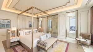 Penthouse Suite with Lounge Access