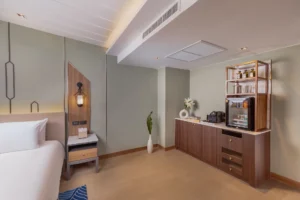 Premier Corner Pool View