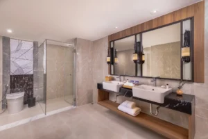 Premier Corner Pool View