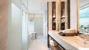 Premium Deluxe with Lounge Access