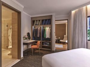 Pullman Suite