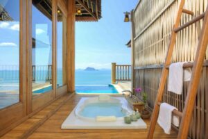 Royal Grand Pool Villa