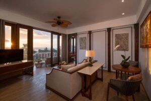 Royal Ocean Suites with Ocean View 