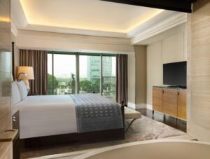 Salon Suite