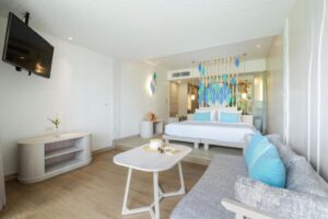 Pool Access Junior Suite