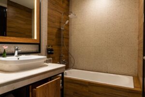 Standard Bathtub With Balcony