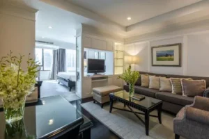 Studio Suite with Lounge Access