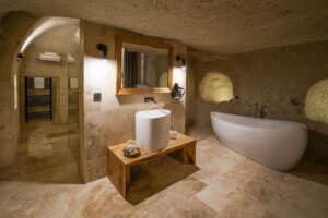 Suite With Bathtub