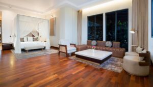 Suite With Private Meeting 