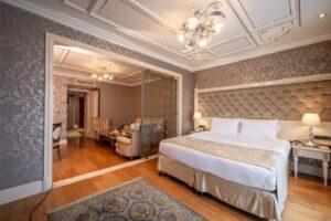 Suite with Bosphorus View 