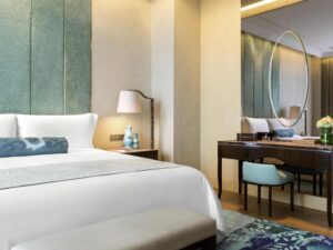 Suite with Garden View