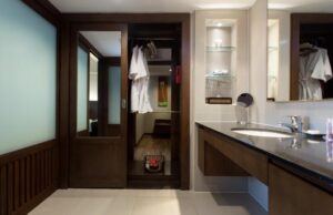 Plaza River View Suite