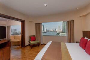 Plaza River View Suite