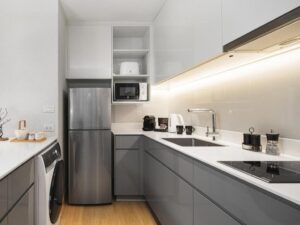 Superior One-Bedroom Apartment