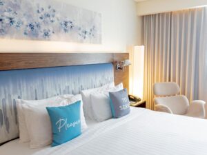 Superior Skyline Room