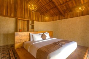 Beachfront Villa with Private Pool – 1 Bedroom