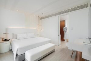 The INNSiDE Connecting Room