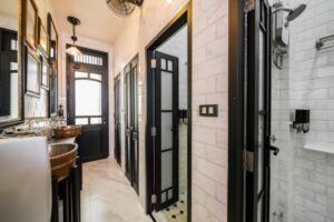 Room with Private Bathroom