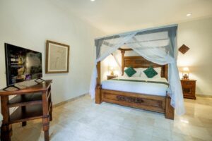 Two-Bedroom Valley Suite