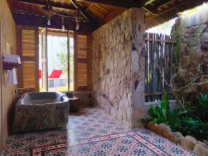 Beachfront Villa with Private Pool – 1 Bedroom